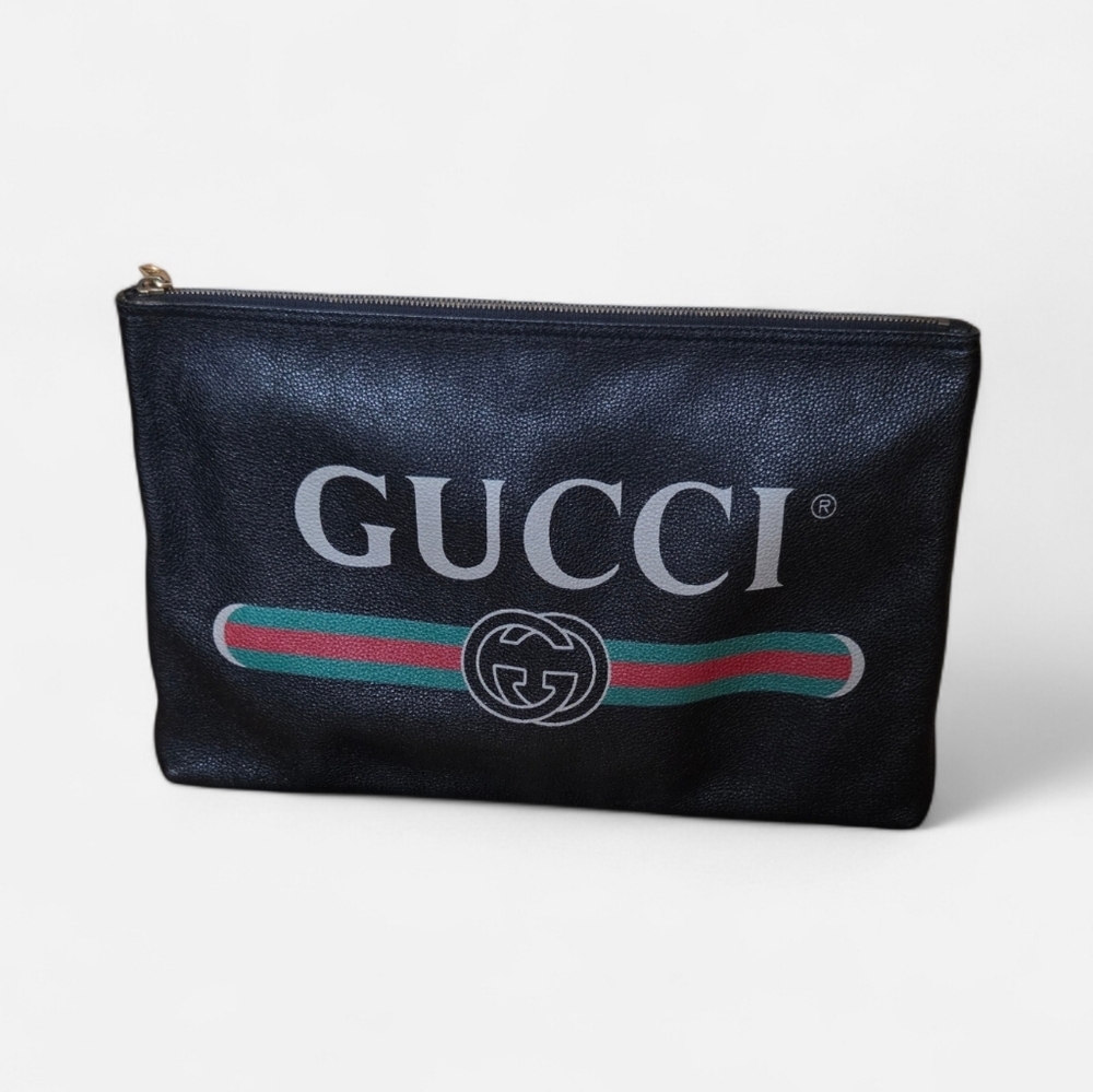 Authentic Gucci black leather portfolio pouch. 